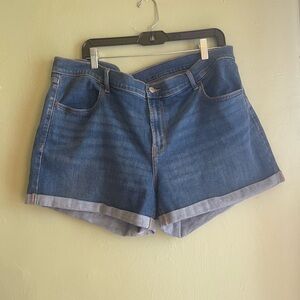 Old Navy Mid-rise Jean Shorts